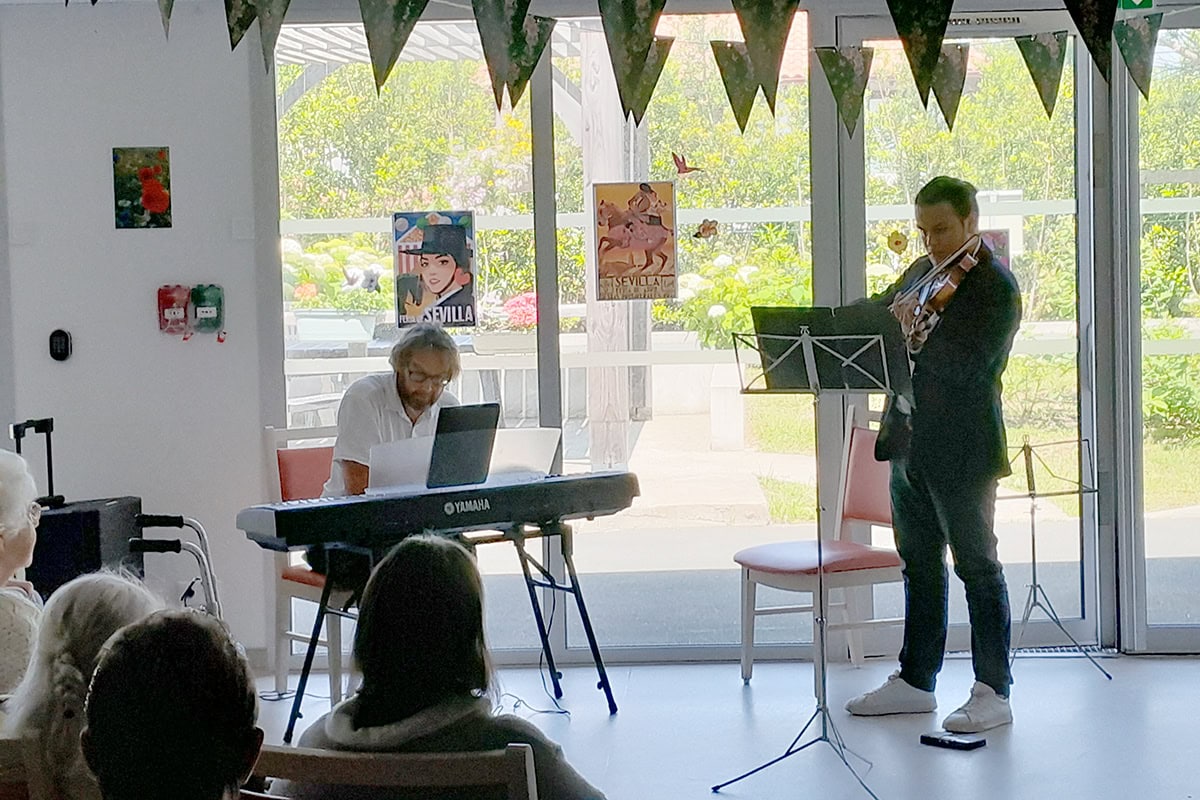 Musique « au pied du lit du patient : Opération « Don du son » Saint-Jean-de-Luz 6 juin