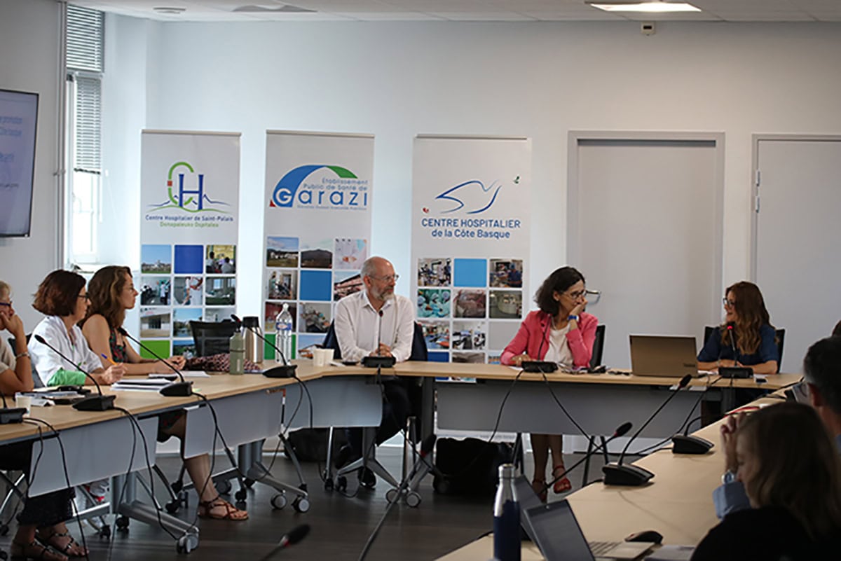 Des représentants du Conseil Régional Nouvelle Aquitaine en visite au Centre Hospitalier de la Côte Basque 13 juillet