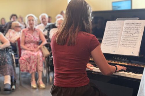 Un nouveau piano au Centre Hospitalier de la Côte Basqueinauguration et concert sur le site Cam de Prats